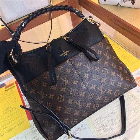 louis vuitton in paris cheap